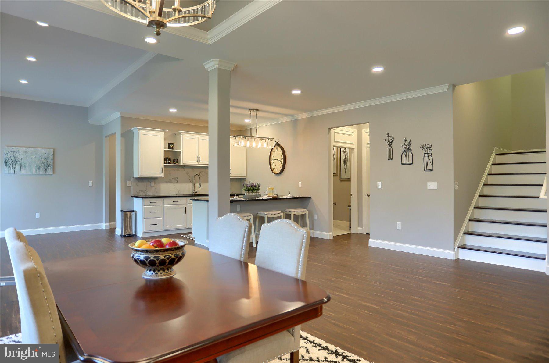 DEAVEN WOODS - Residential