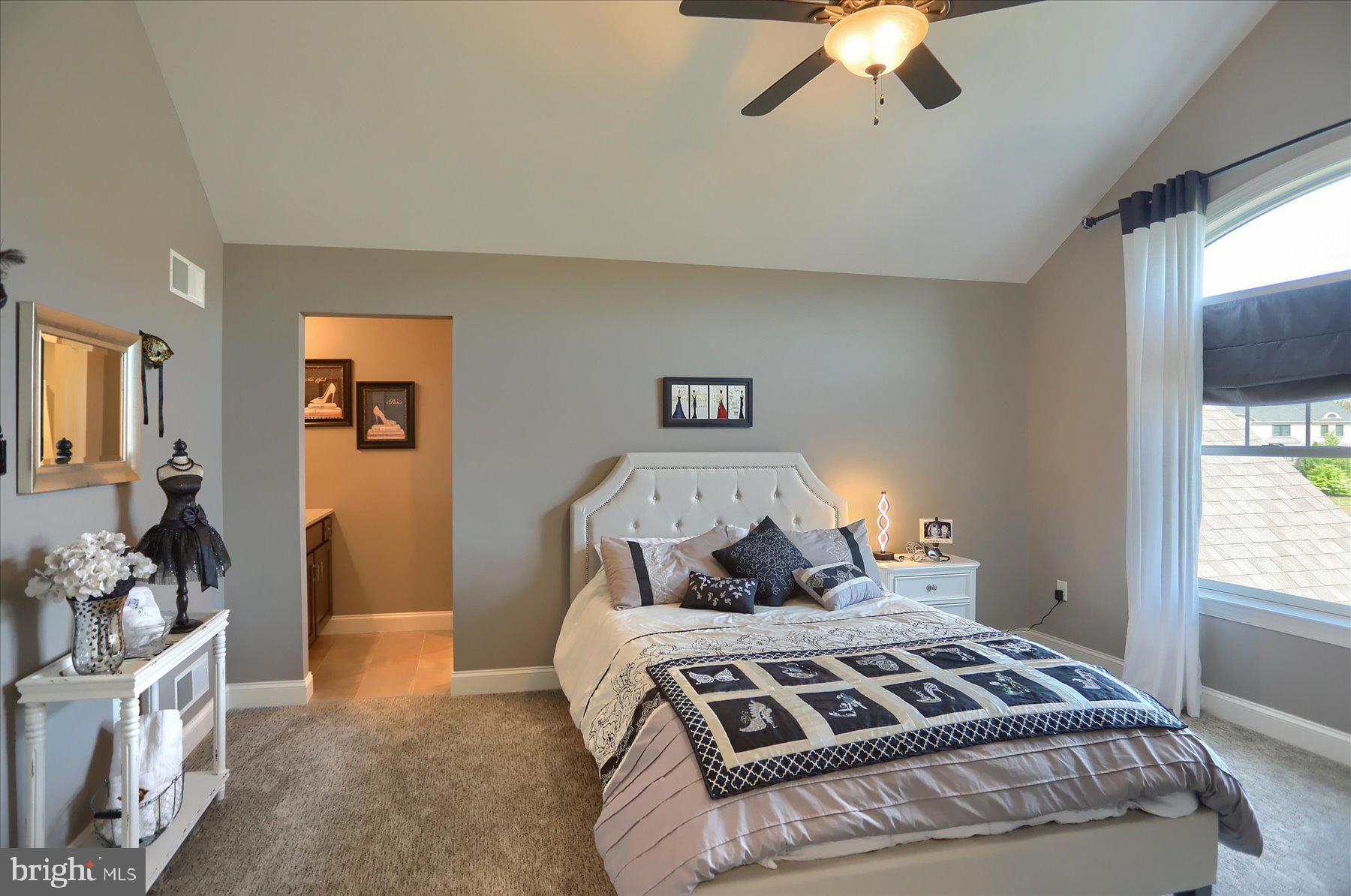 DEAVEN WOODS - Residential