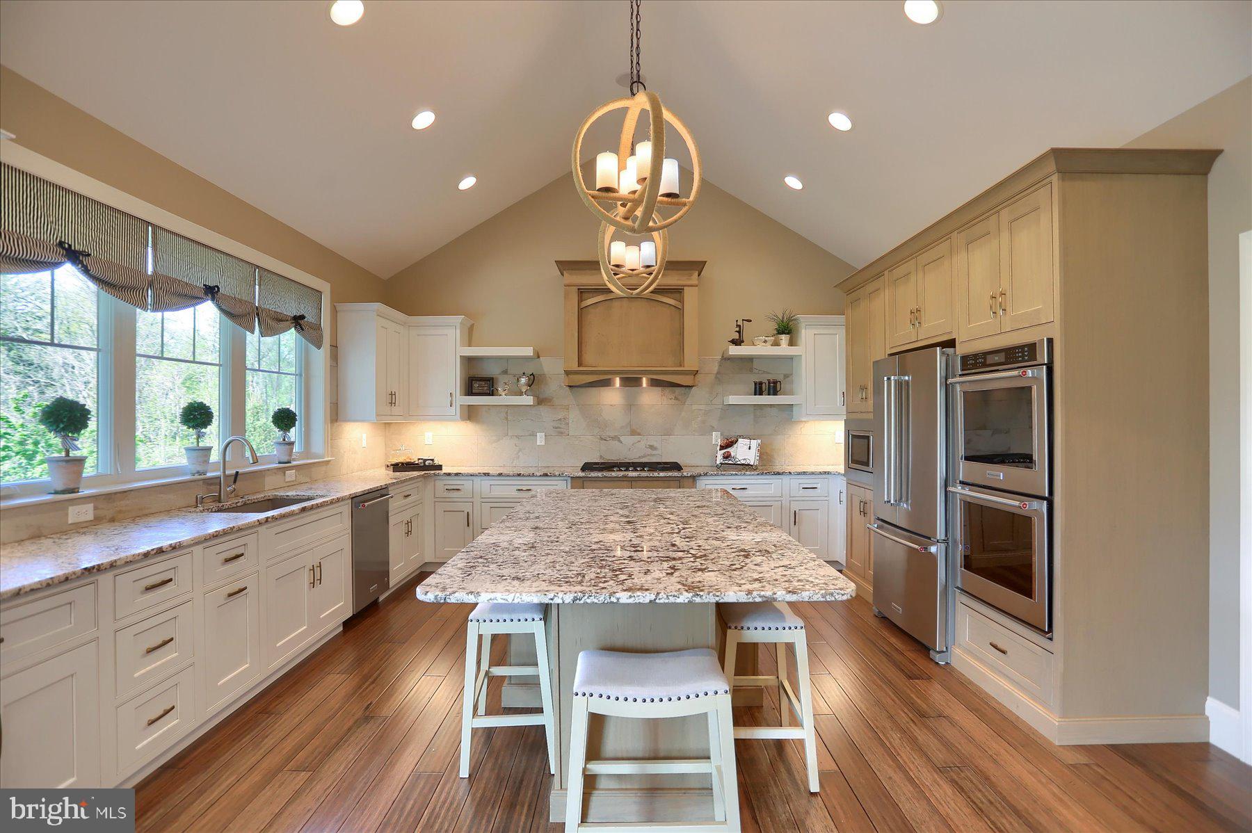 DEAVEN WOODS - Residential