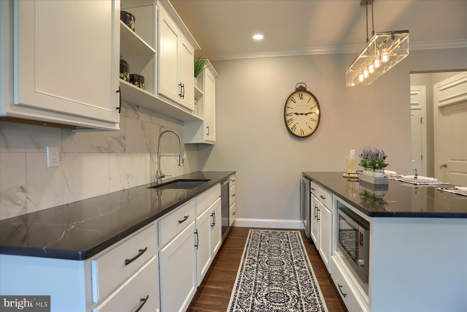 DEAVEN WOODS - Residential