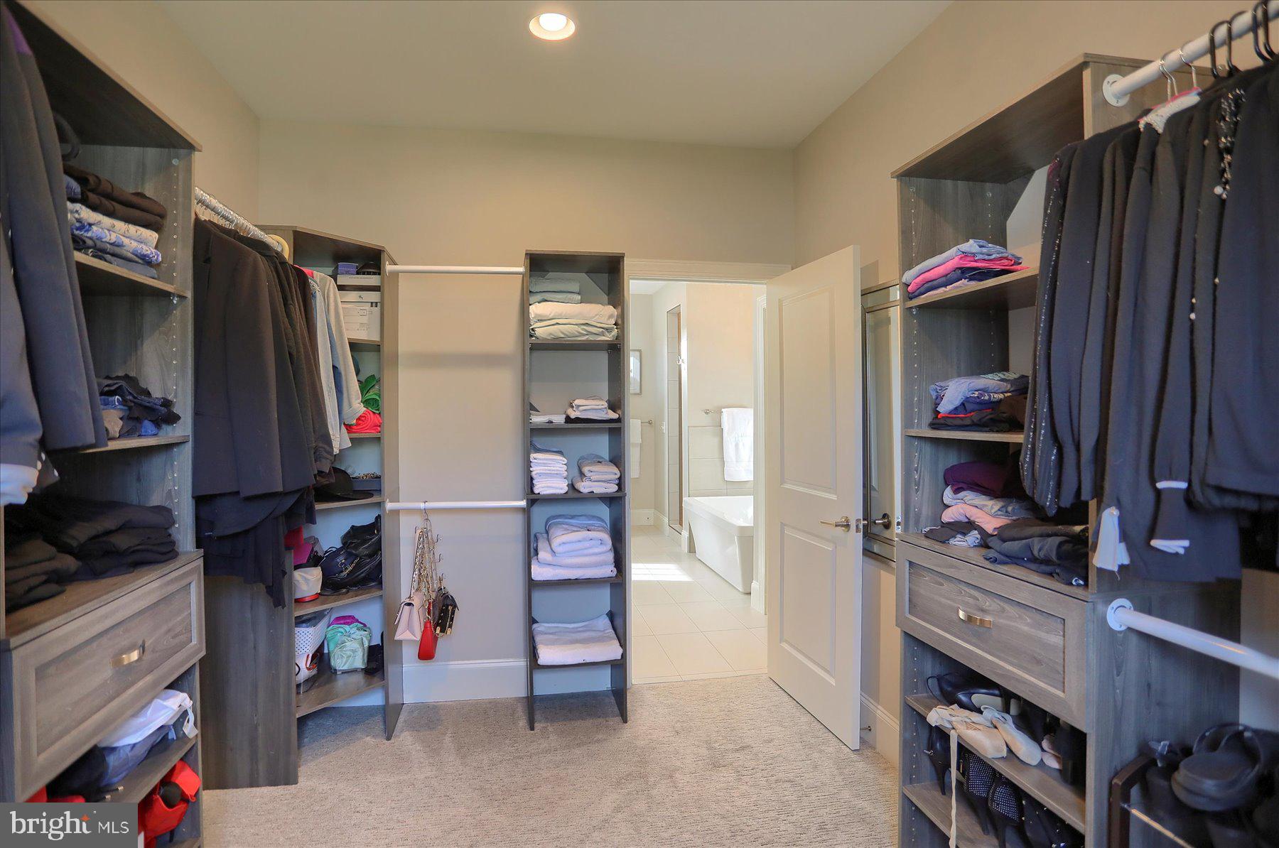 DEAVEN WOODS - Residential