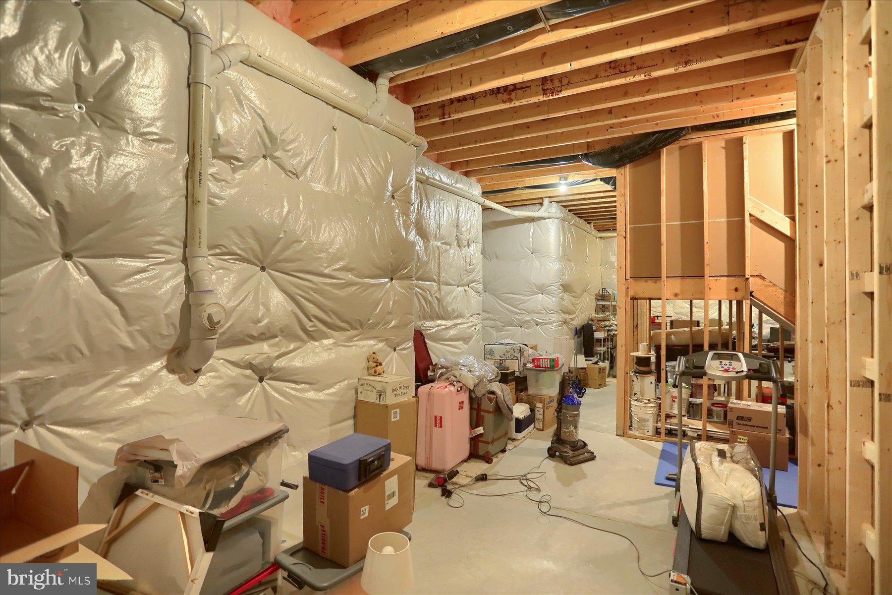 DEAVEN WOODS - Residential