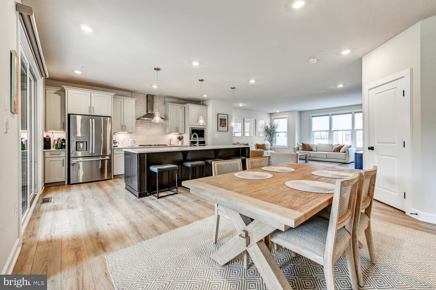 LONGVIEW RIDGE - Residential