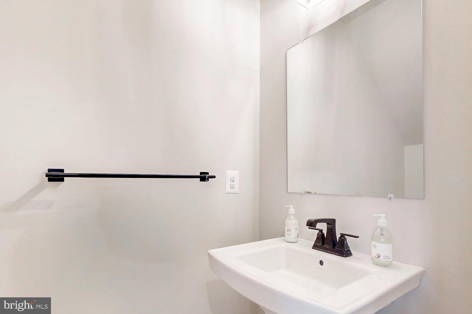 LONGVIEW RIDGE - Residential