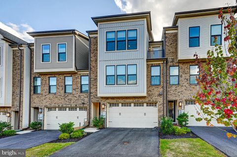 241 HICKORY HOLLOW COURT COCKEYSVILLE MD 21030