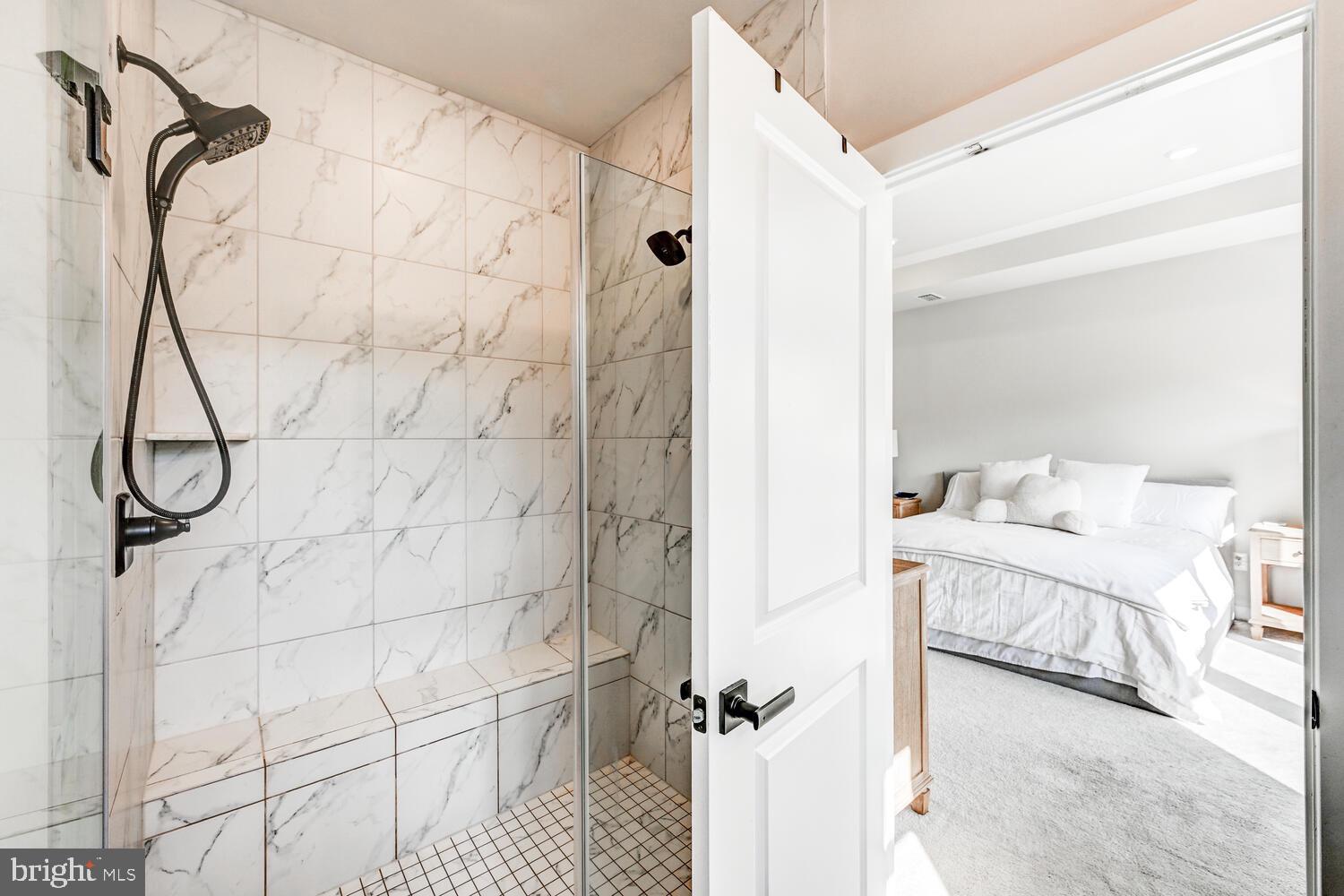 LONGVIEW RIDGE - Residential