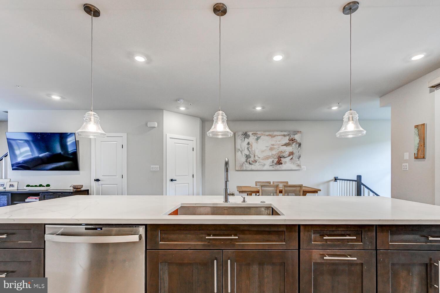 LONGVIEW RIDGE - Residential