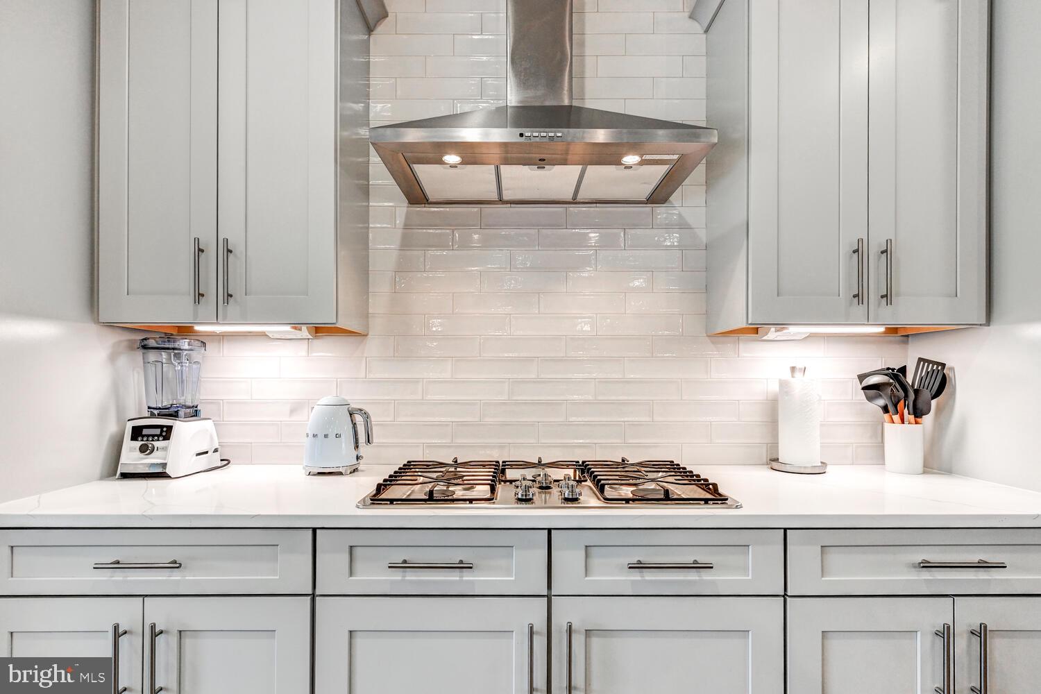 LONGVIEW RIDGE - Residential