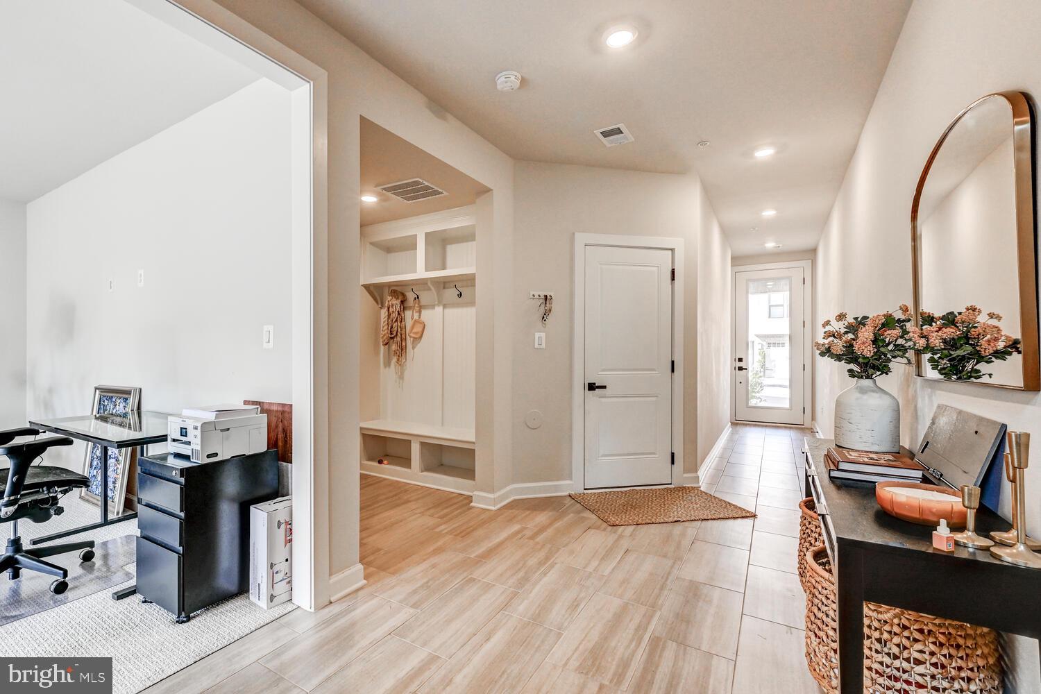 LONGVIEW RIDGE - Residential