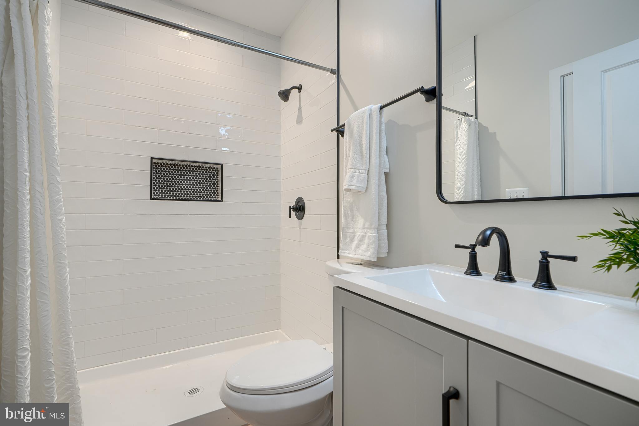 GLEN BURNIE - Residential