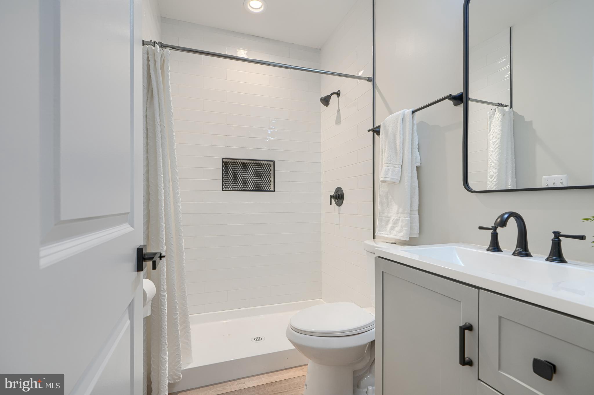 GLEN BURNIE - Residential