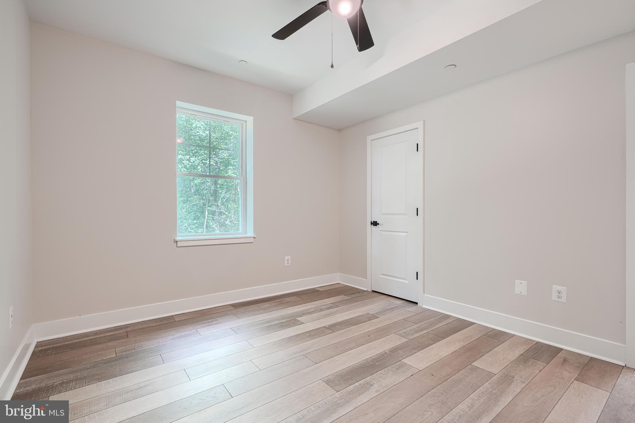GLEN BURNIE - Residential