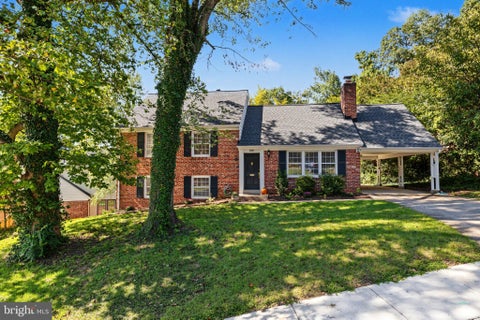 Photo of 3010 S Hill Street, ARLINGTON, VA 22202 (MLS # VAAR2080824)