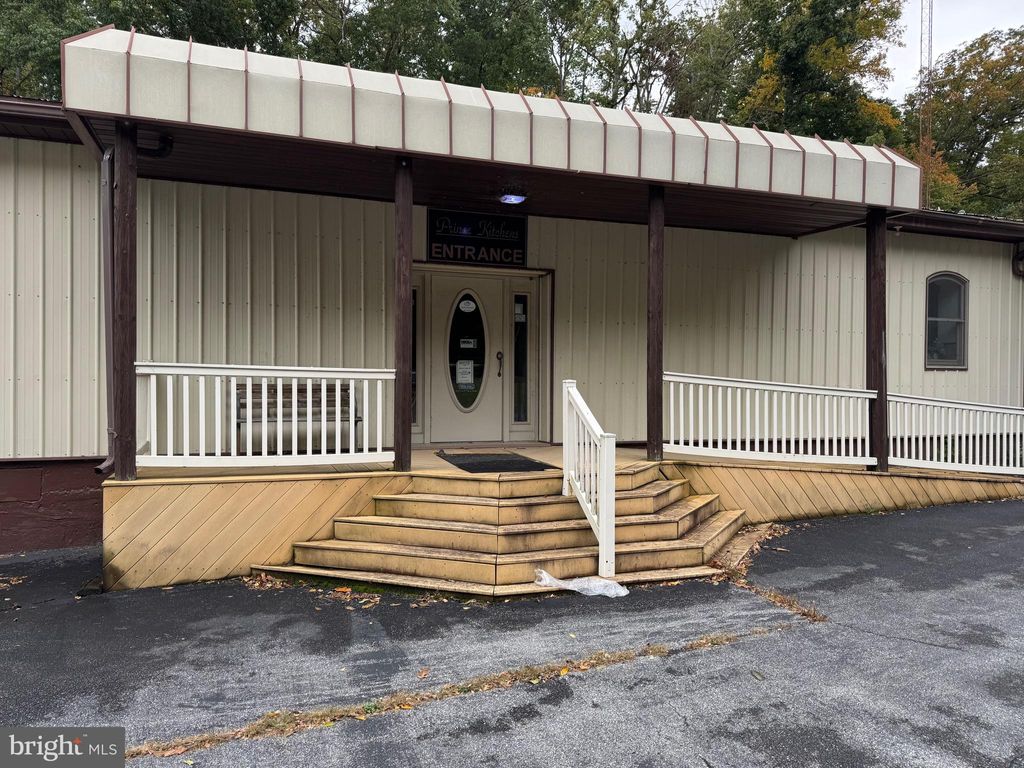 Photo of 11800 N Main Extension Street, GLEN ROCK, PA 17327 (MLS # PAYK2091438)