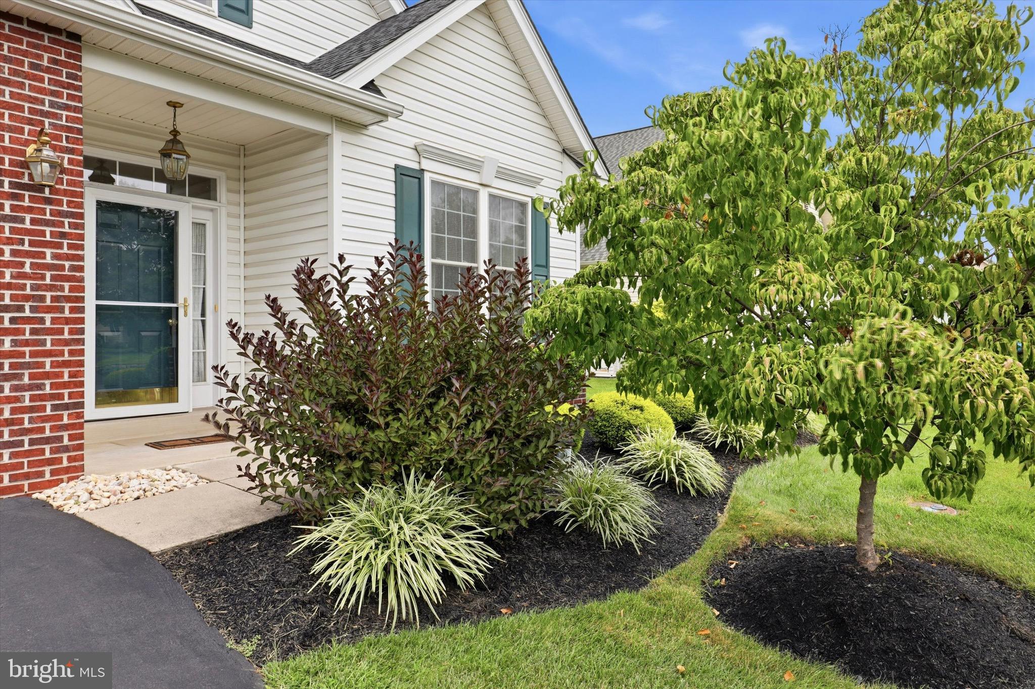 296 WESTMINSTER LANE