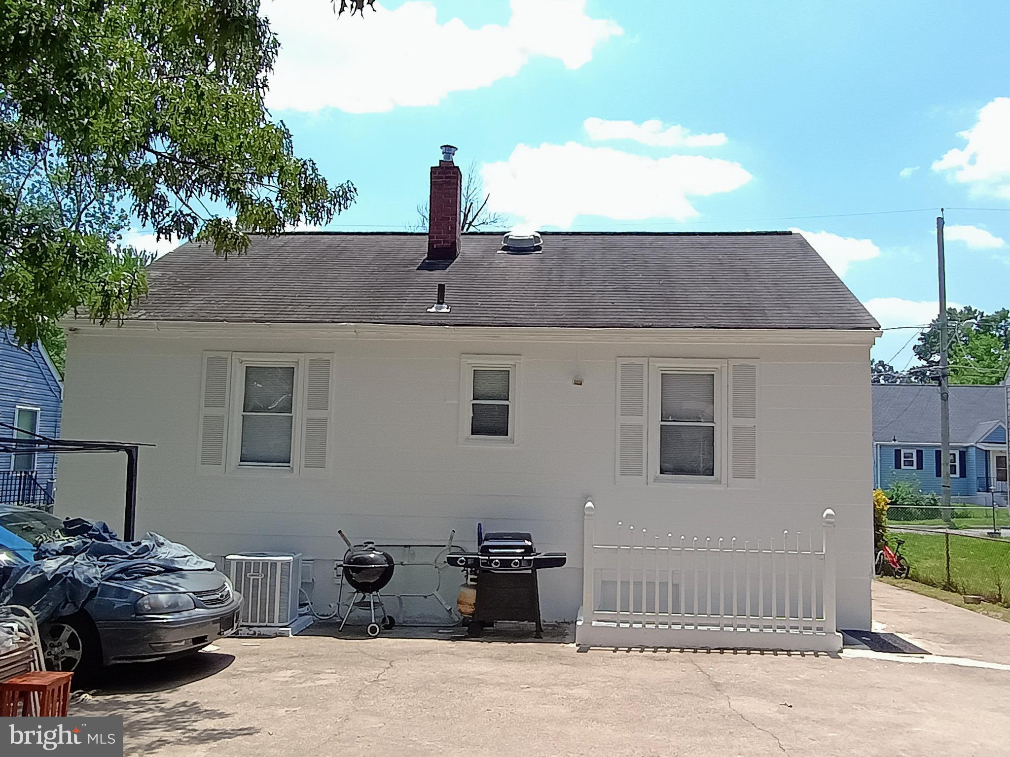 6116 ALPINE STREET
