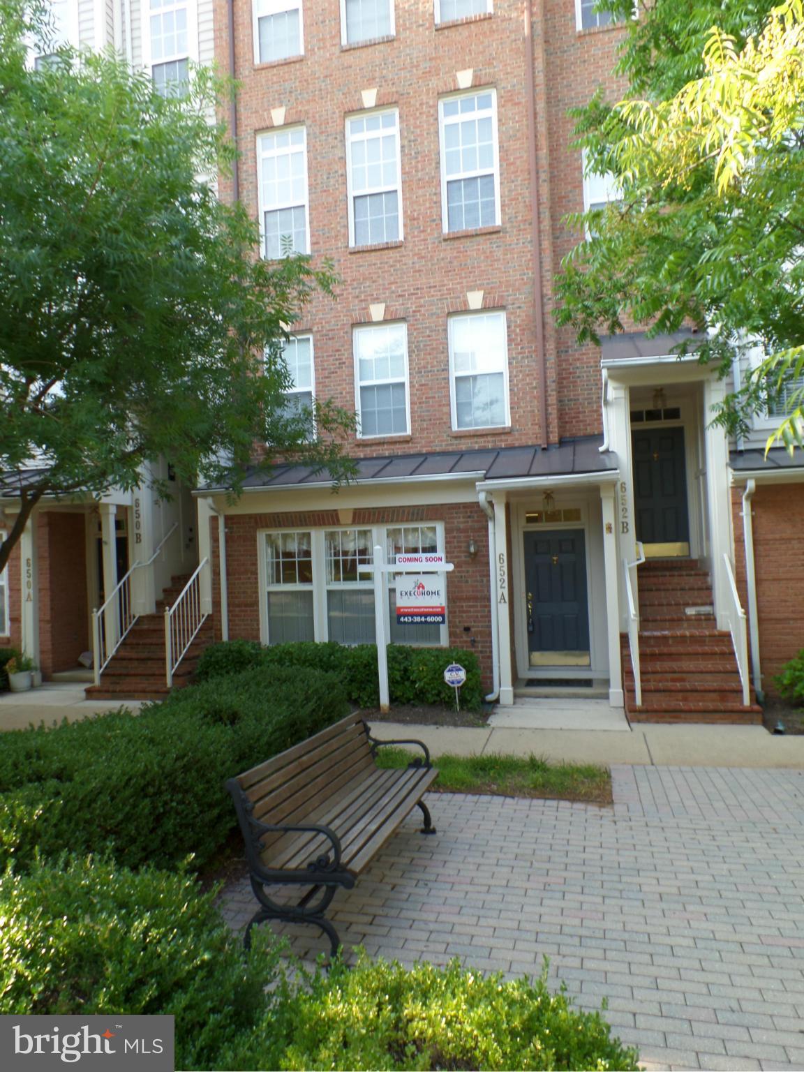 LAKELANDS - Residential