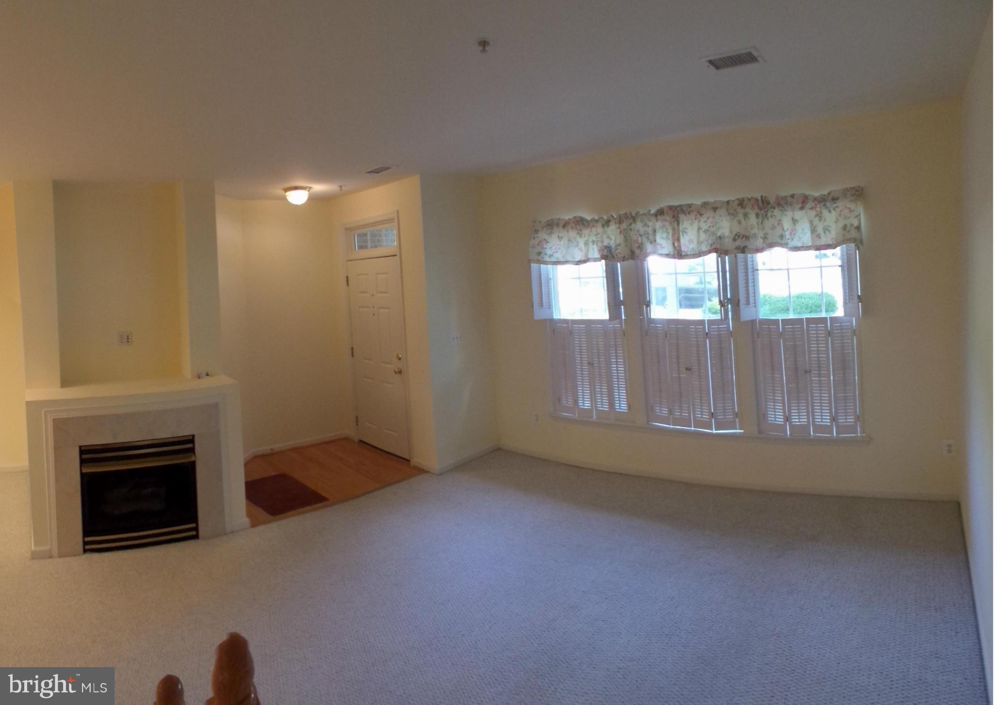 LAKELANDS - Residential