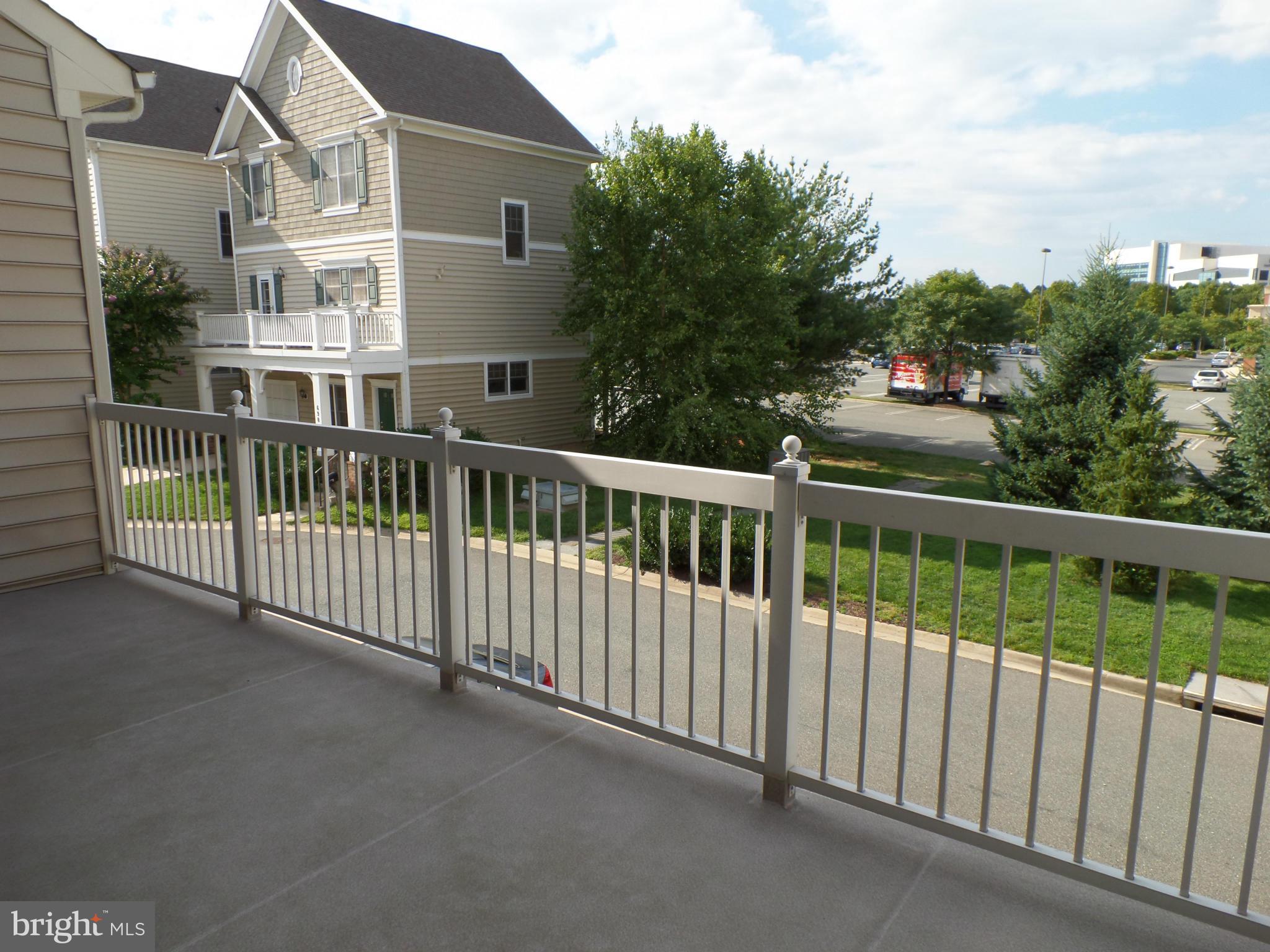 LAKELANDS - Residential