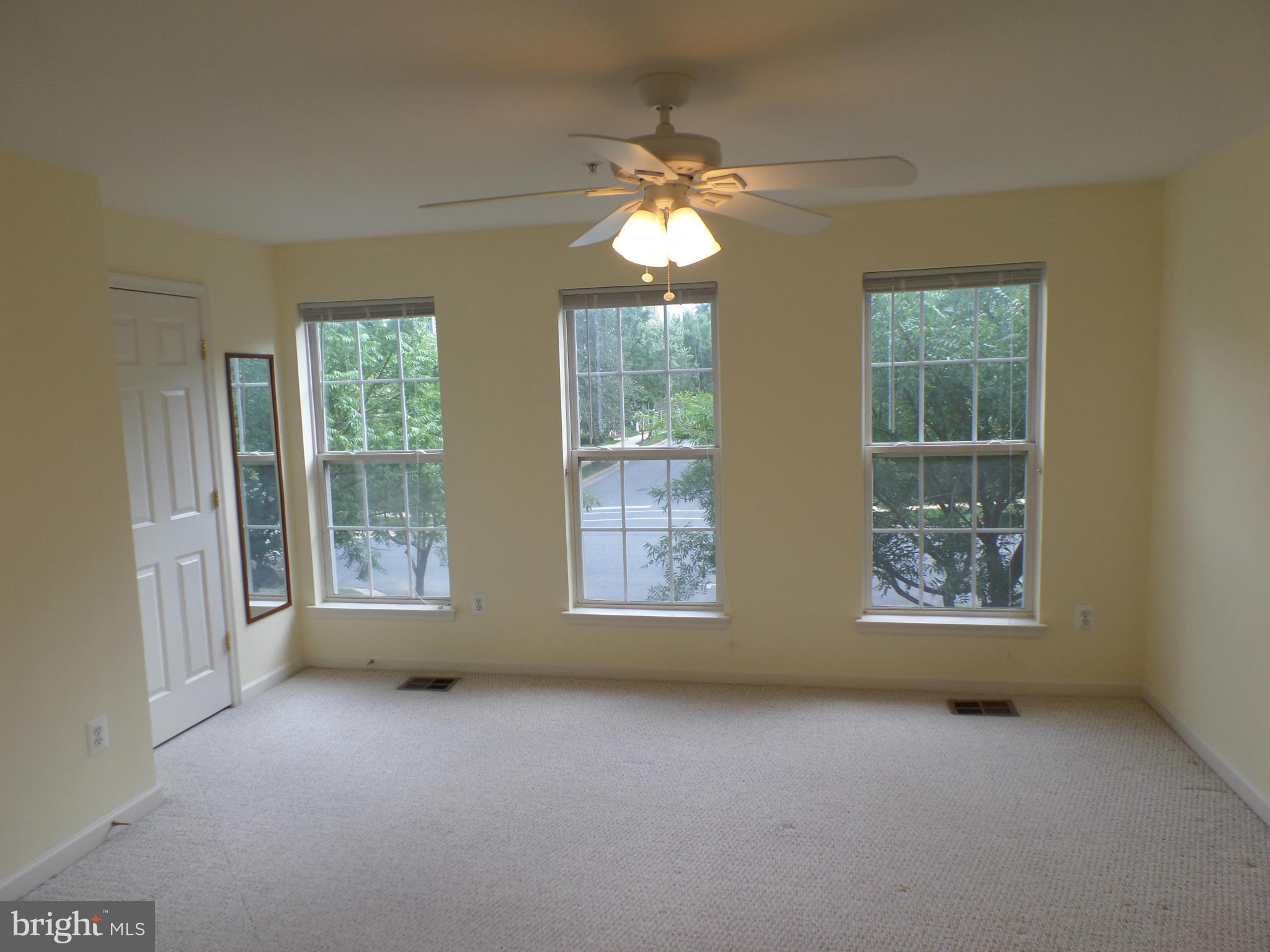 LAKELANDS - Residential