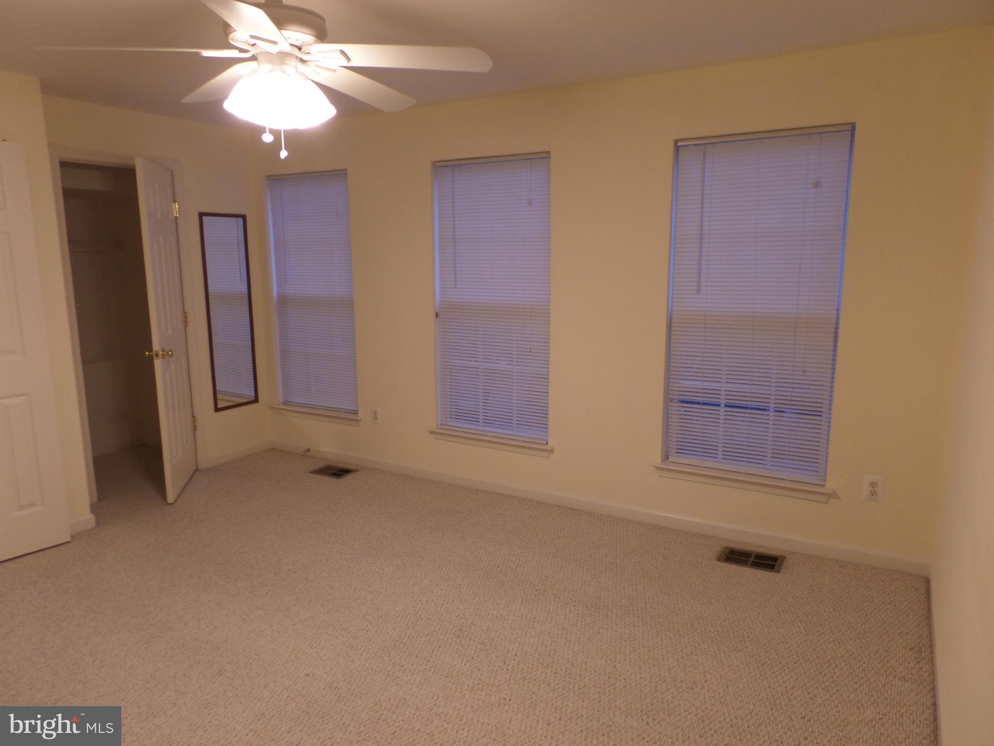 LAKELANDS - Residential