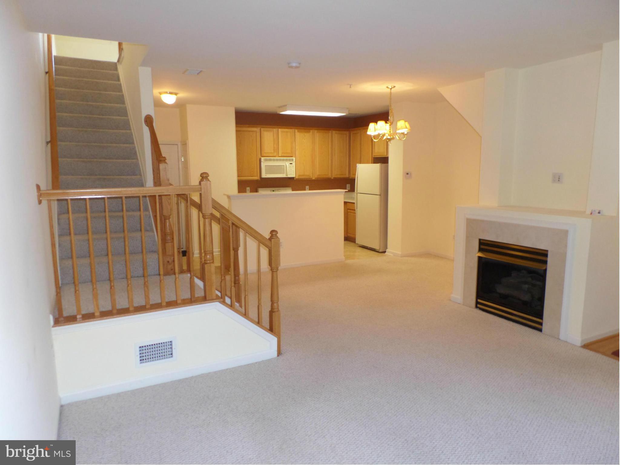 LAKELANDS - Residential