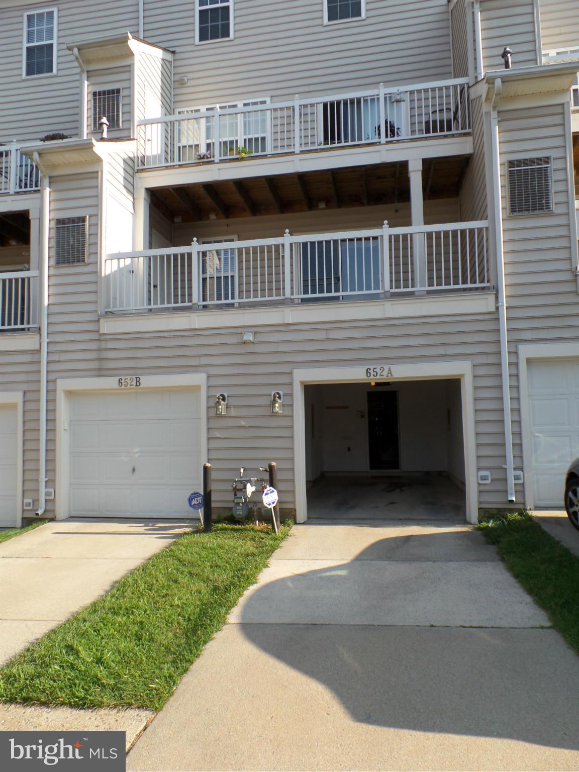 LAKELANDS - Residential