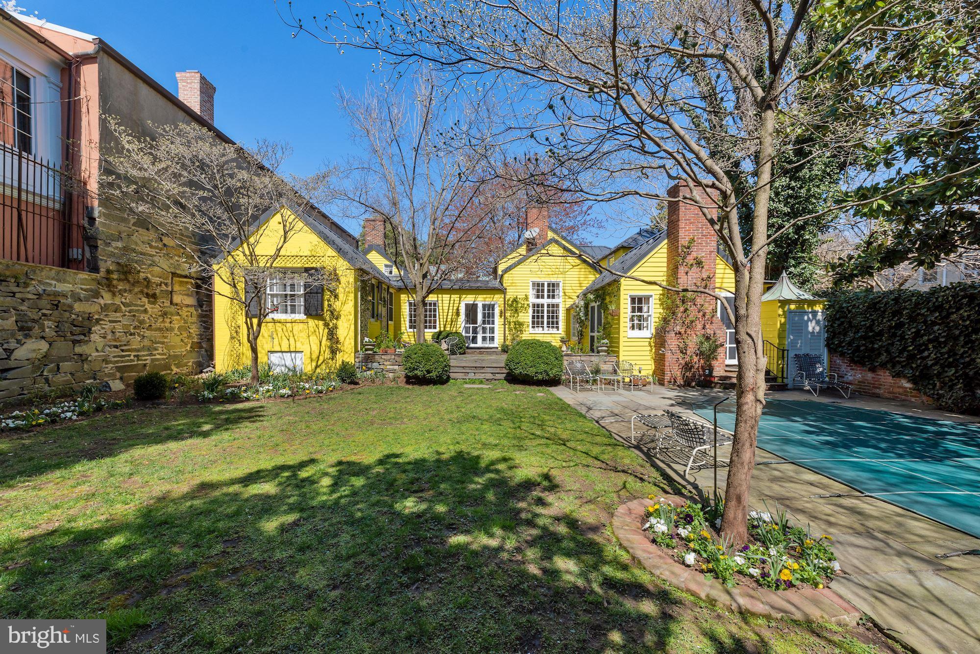 GEORGETOWN - Residential