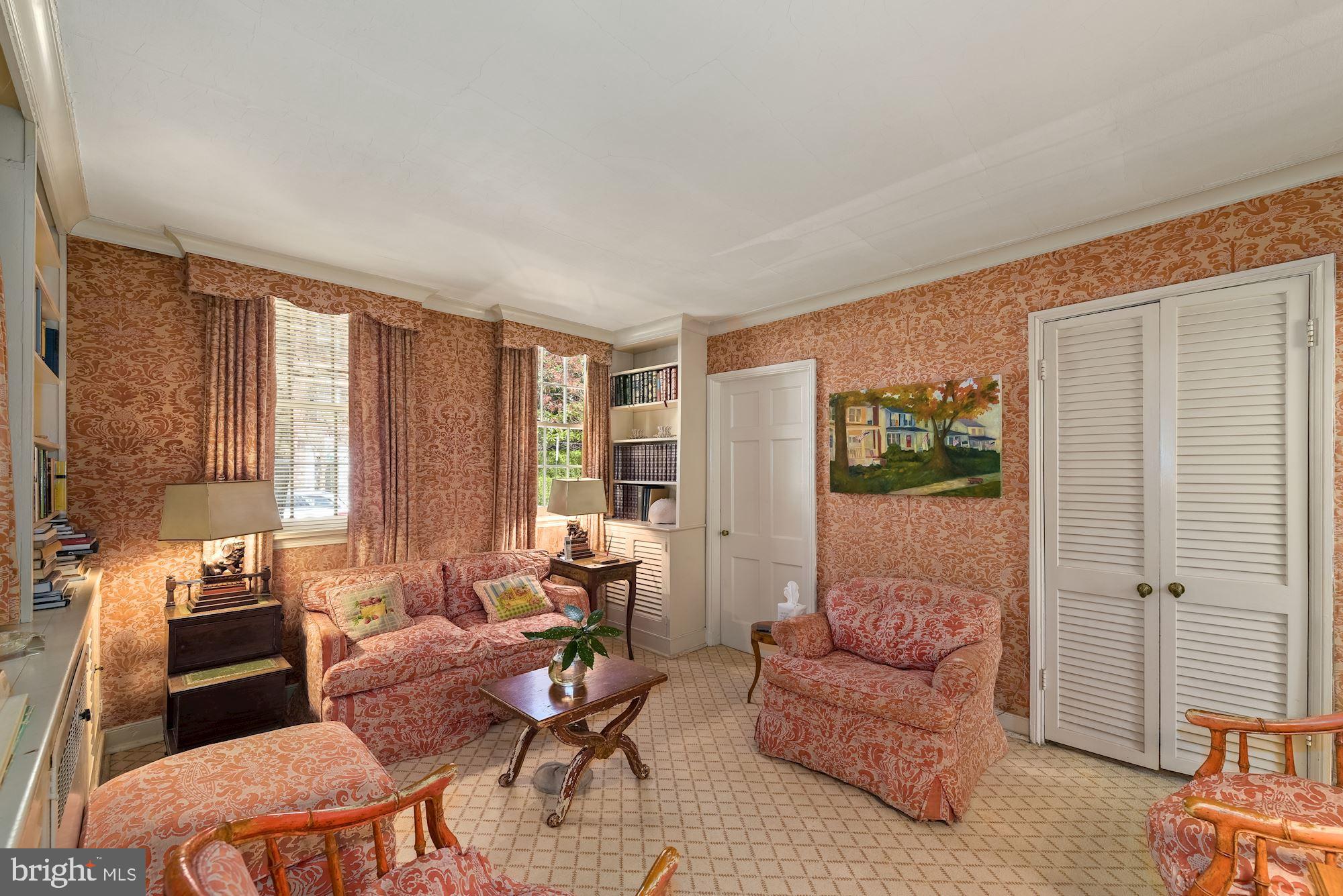 GEORGETOWN - Residential