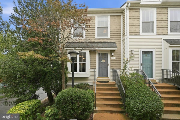 3934 9TH RD S, ARLINGTON, VA 22204 - Image a9c66745d807d5ef6f668f34f79d85cd/29323574