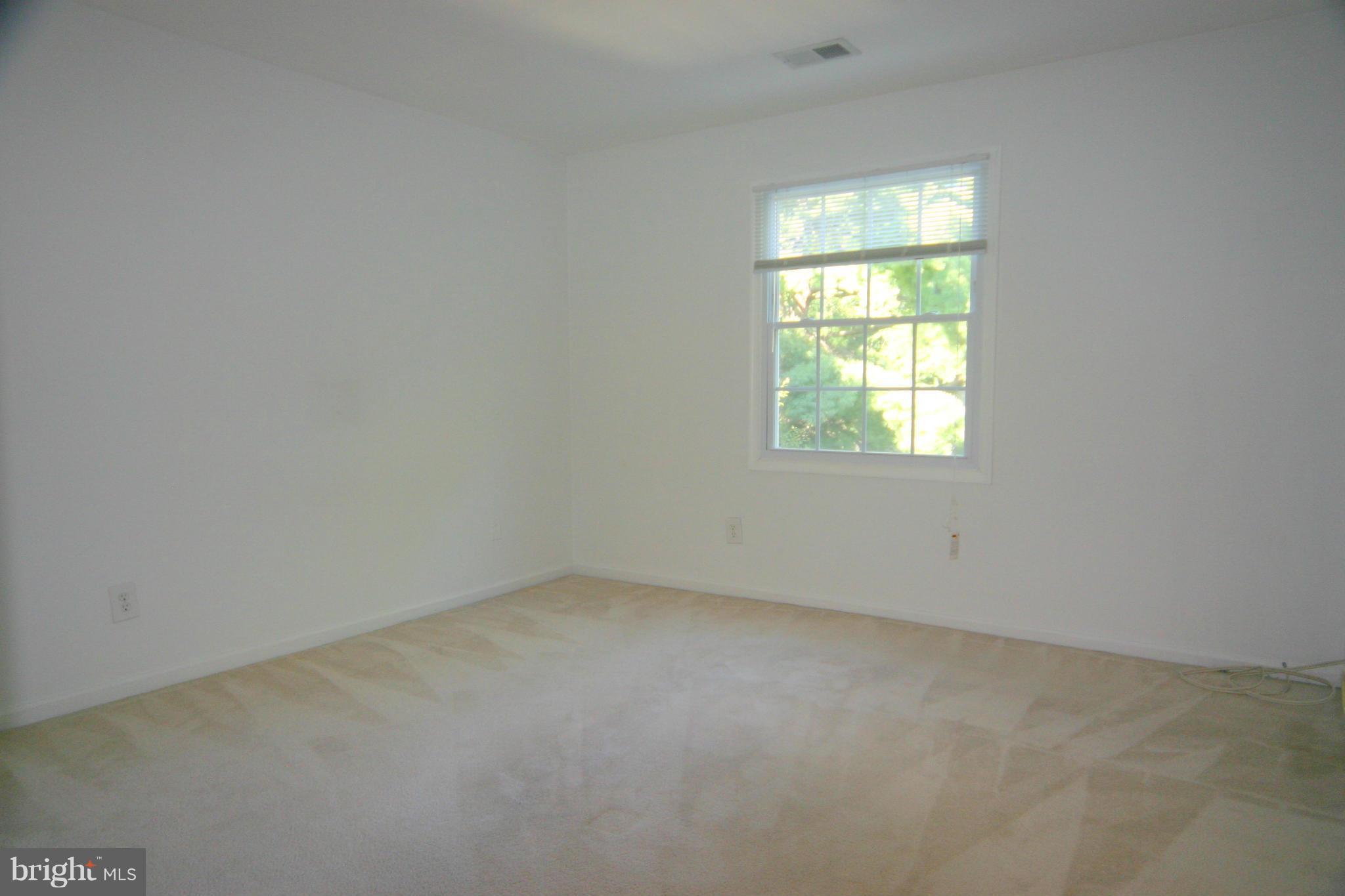 CARDINAL FOREST - Residential Lease