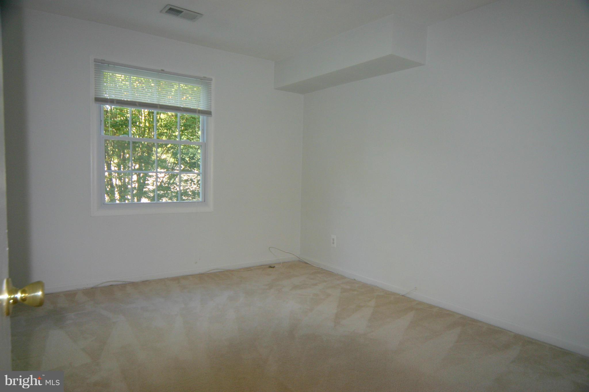 CARDINAL FOREST - Residential Lease