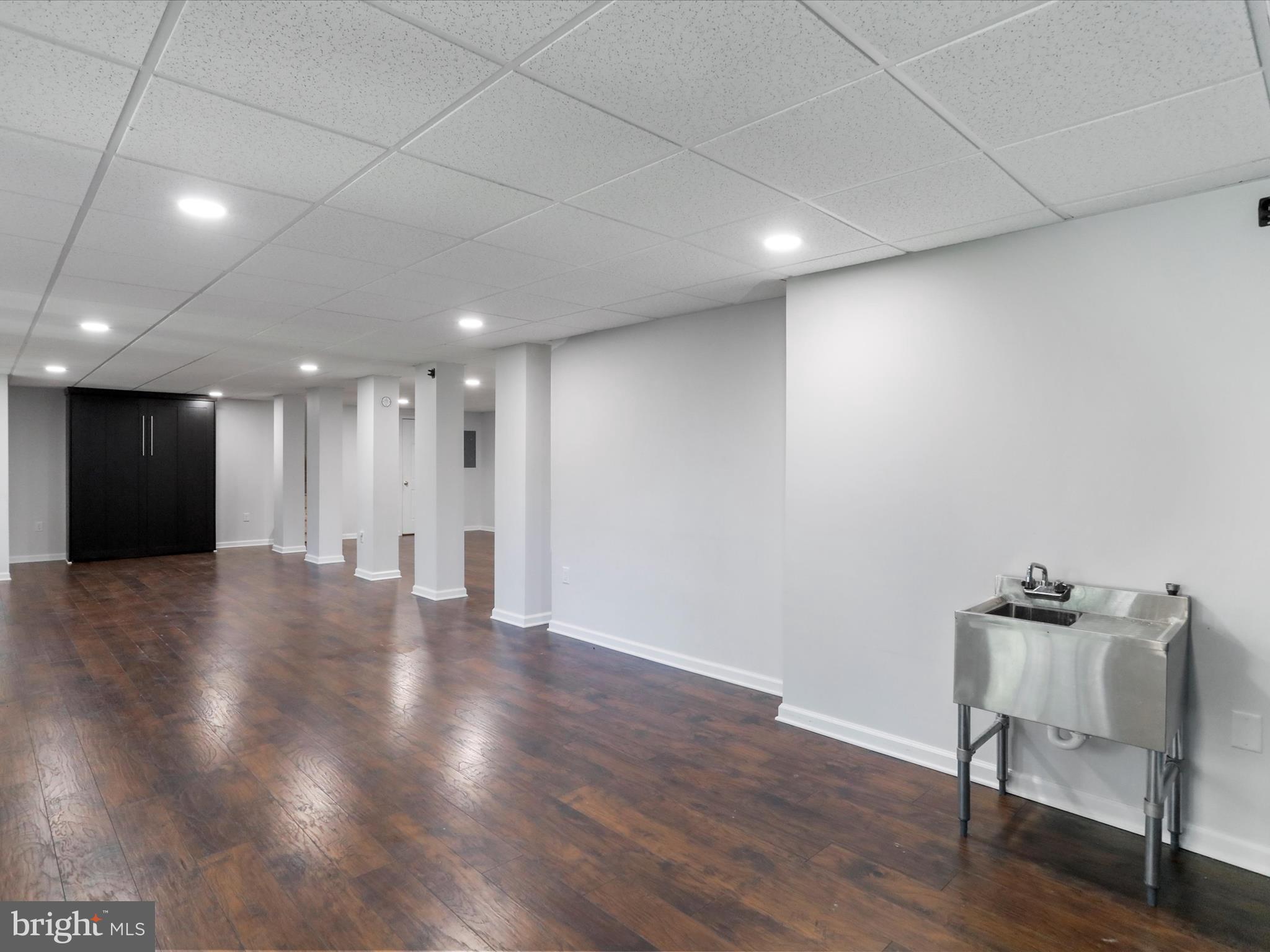 SLEEPY HOLLOW SUBDIVISION - Residential