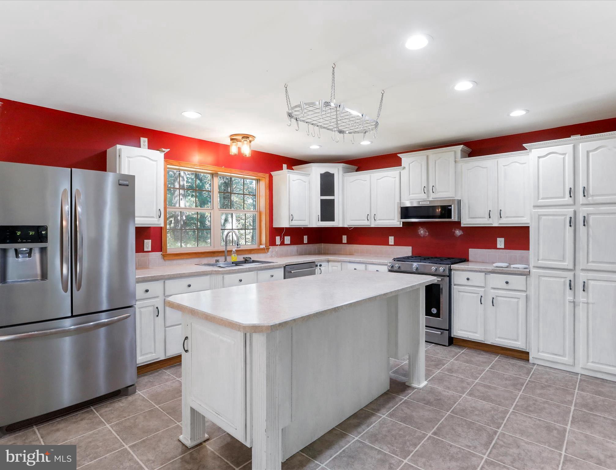 SLEEPY HOLLOW SUBDIVISION - Residential