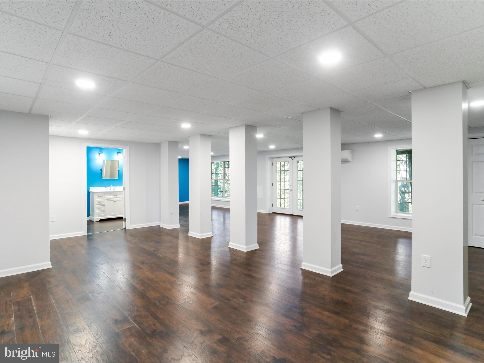 SLEEPY HOLLOW SUBDIVISION - Residential