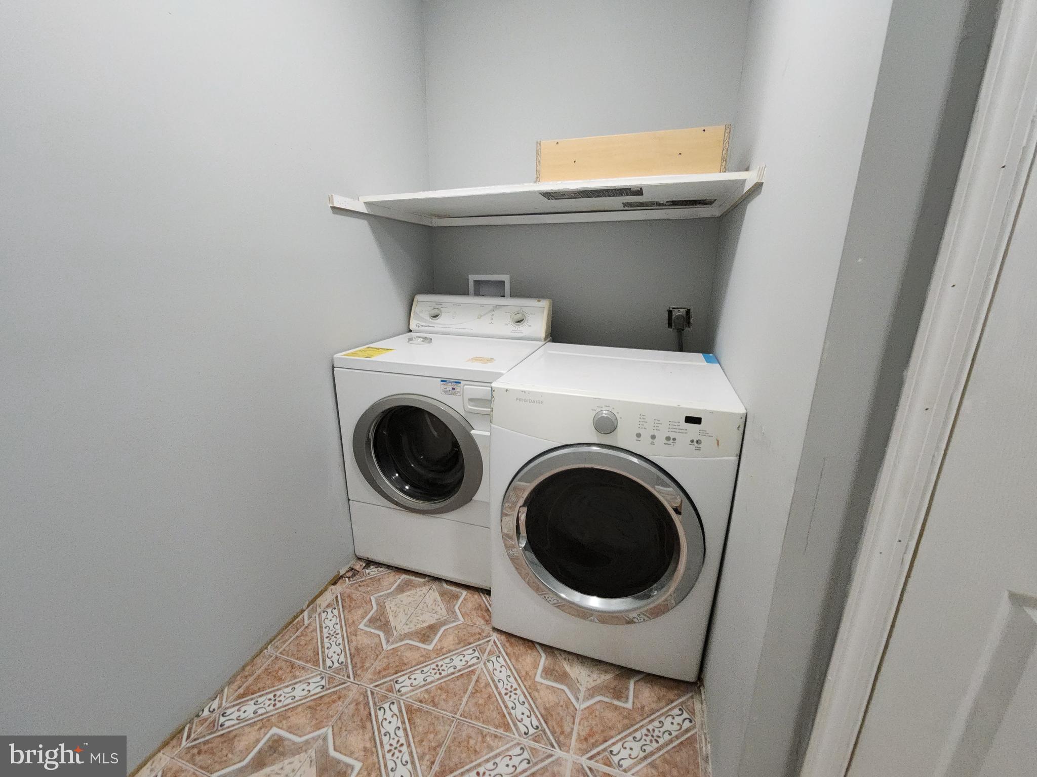 GERMANTOWN ESTATES - Residential Lease