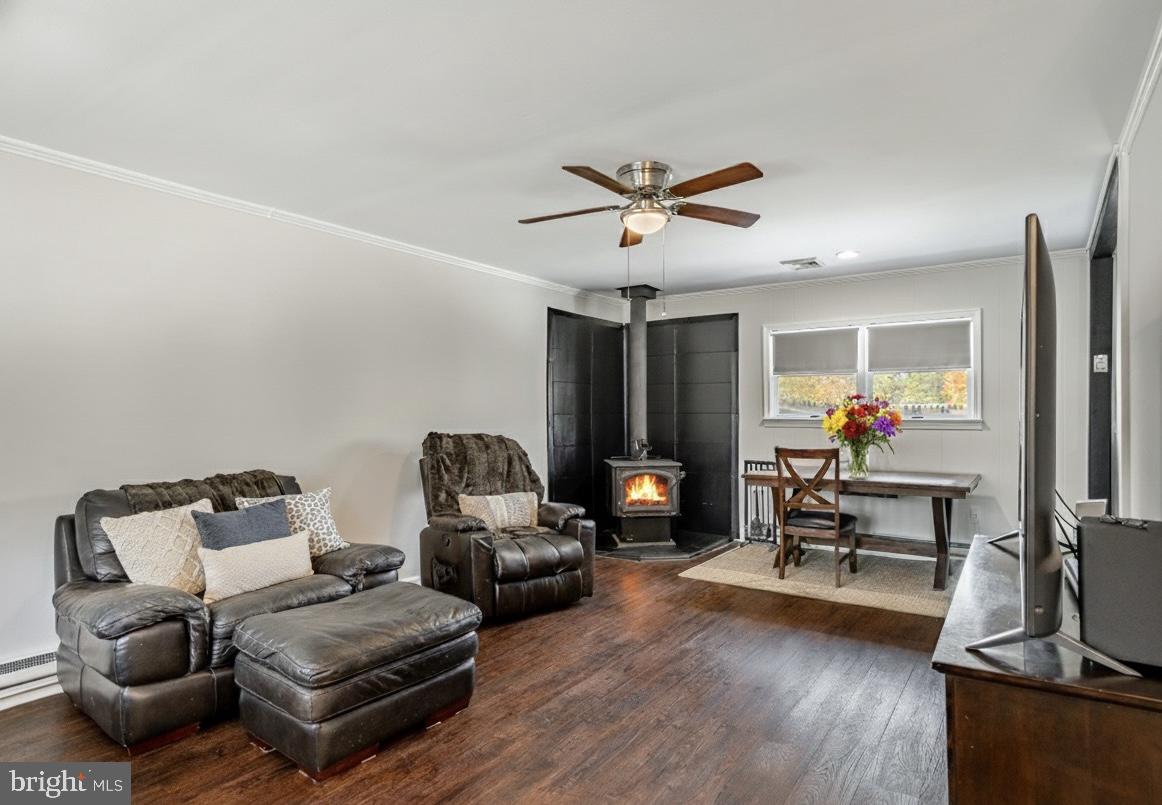 PENN SQ - Residential