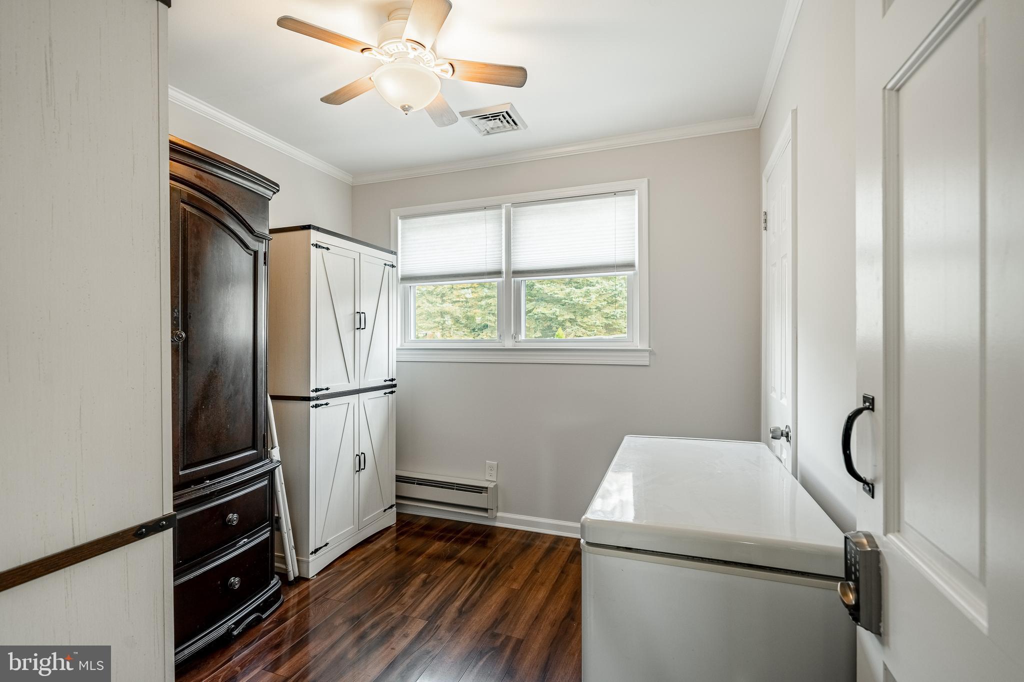 PENN SQ - Residential