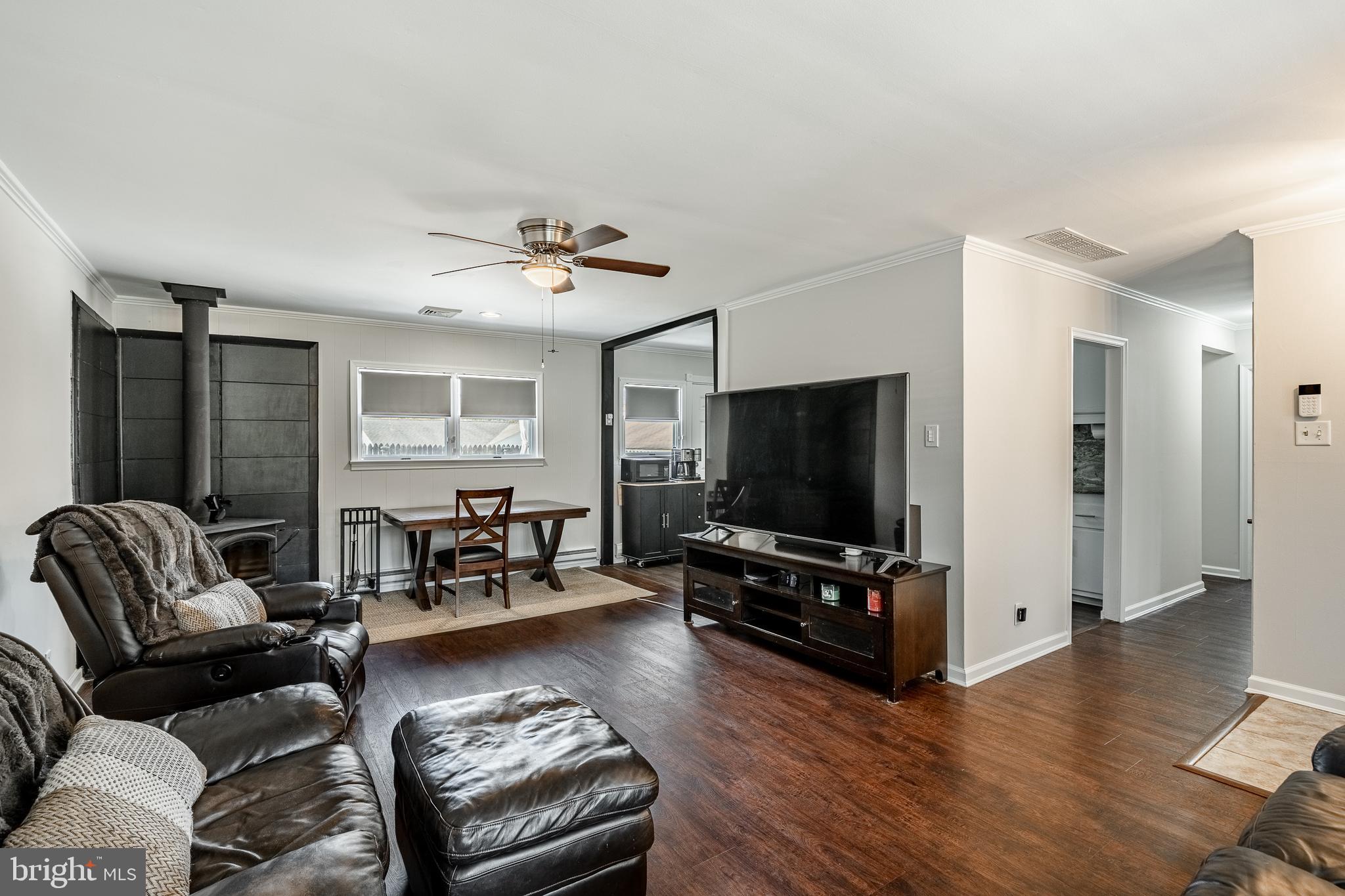 PENN SQ - Residential