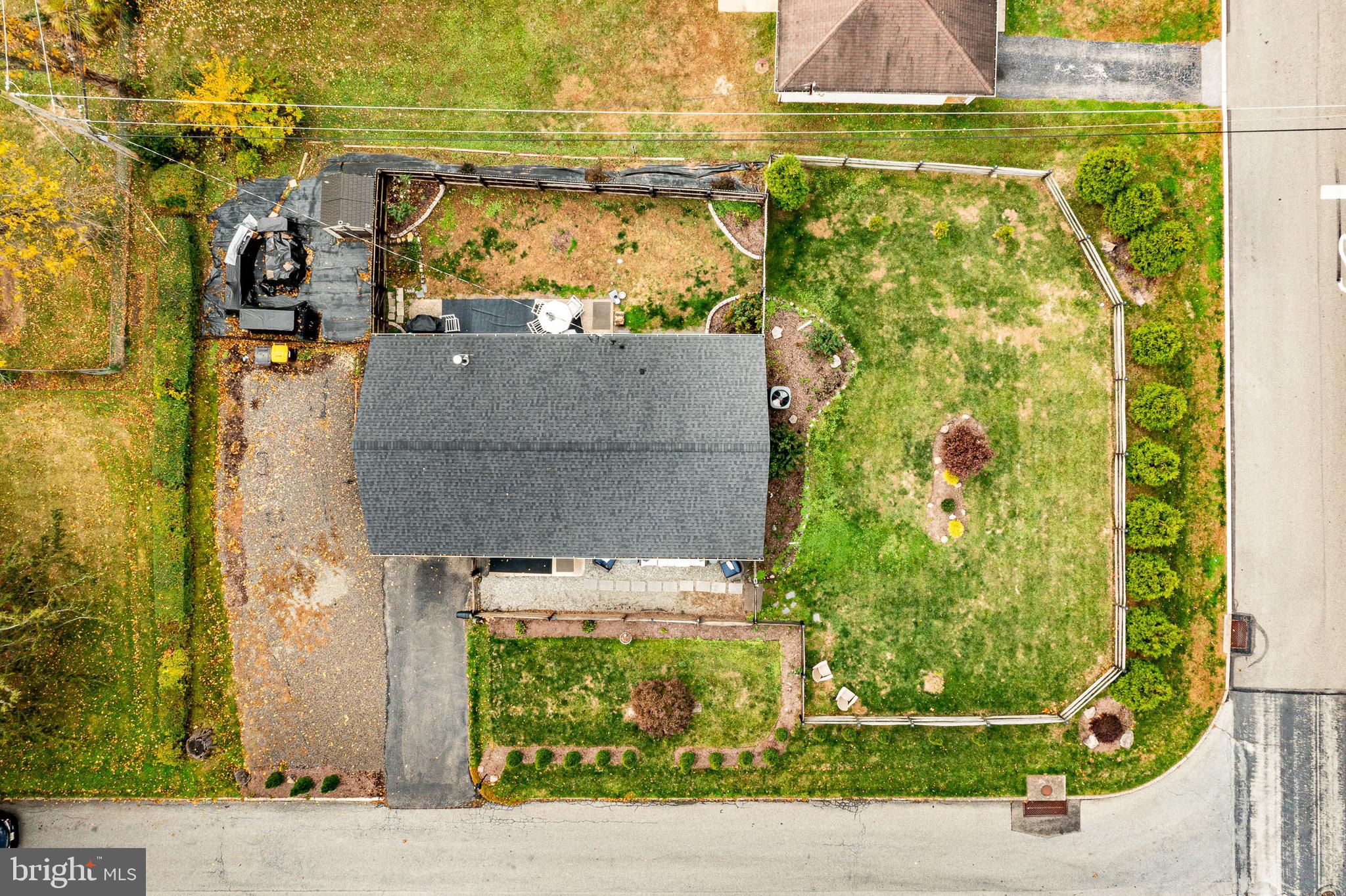 PENN SQ - Residential