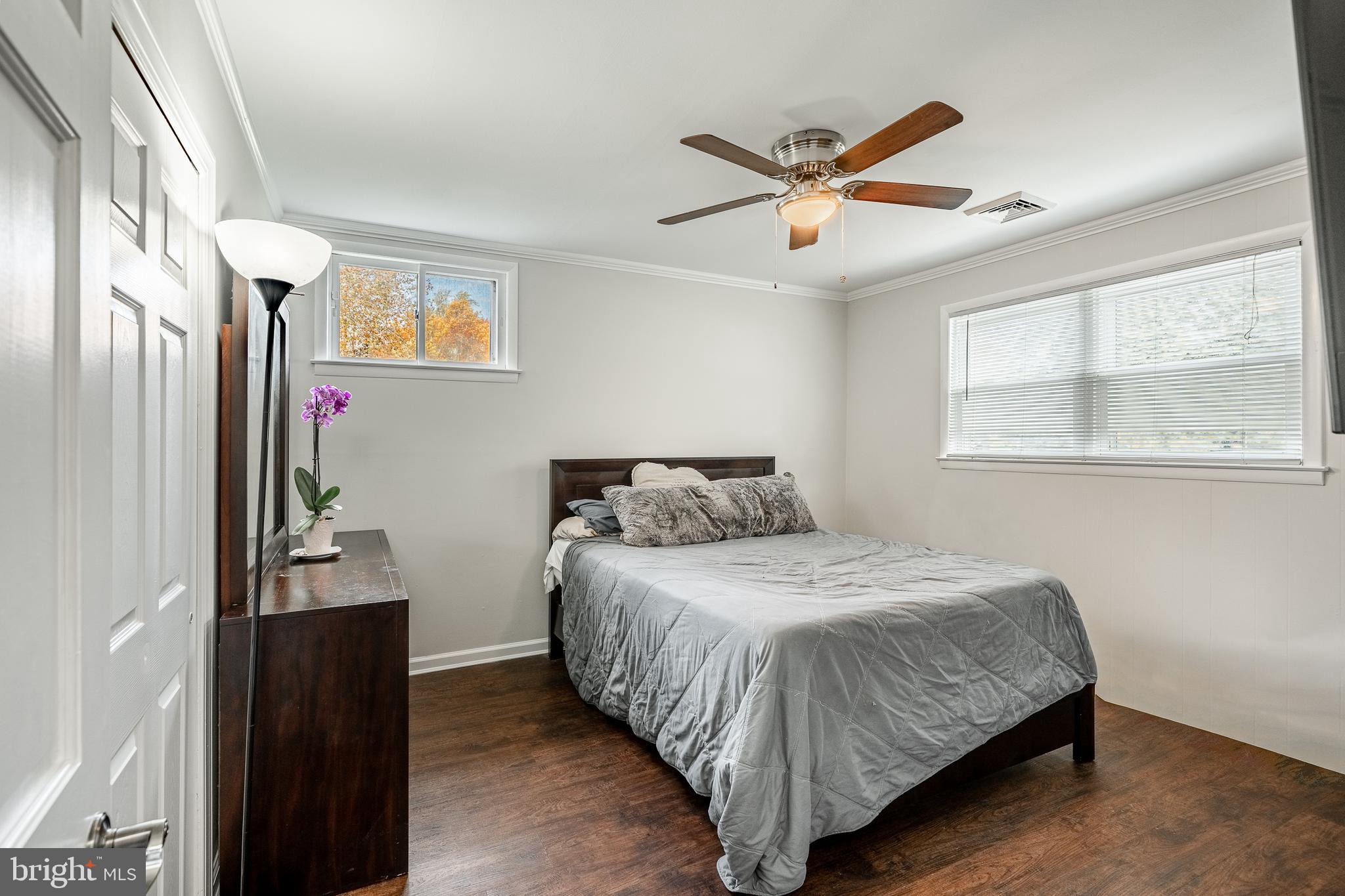 PENN SQ - Residential