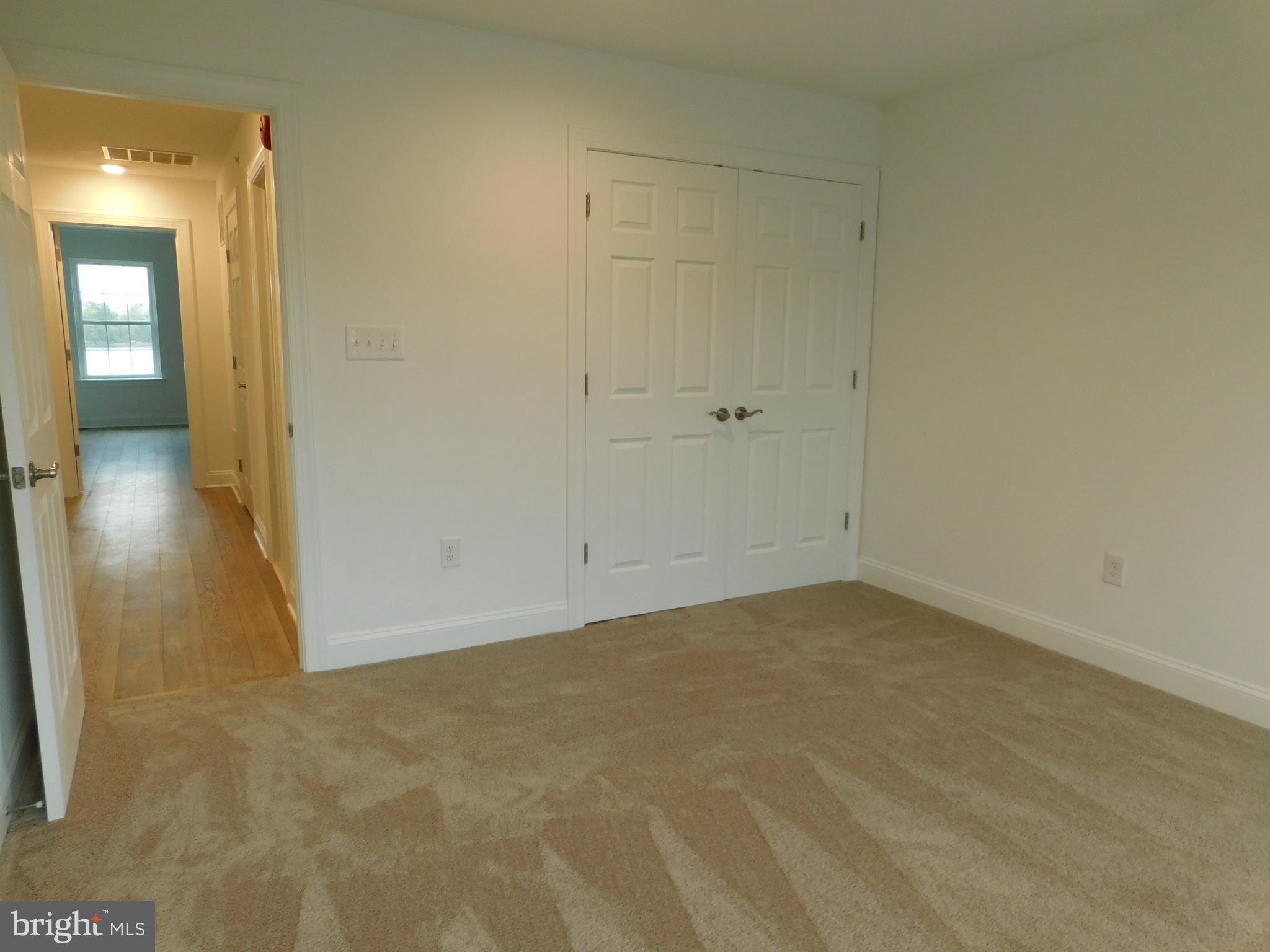 RADCLIFFE COURT - Residential Lease