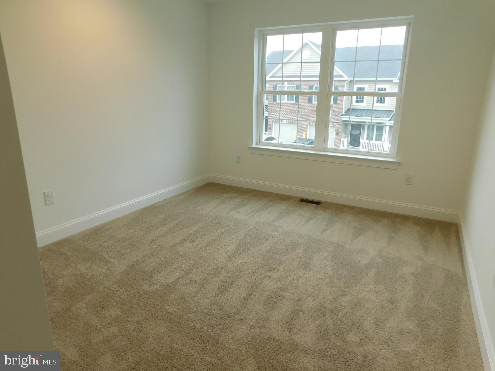 RADCLIFFE COURT - Residential Lease