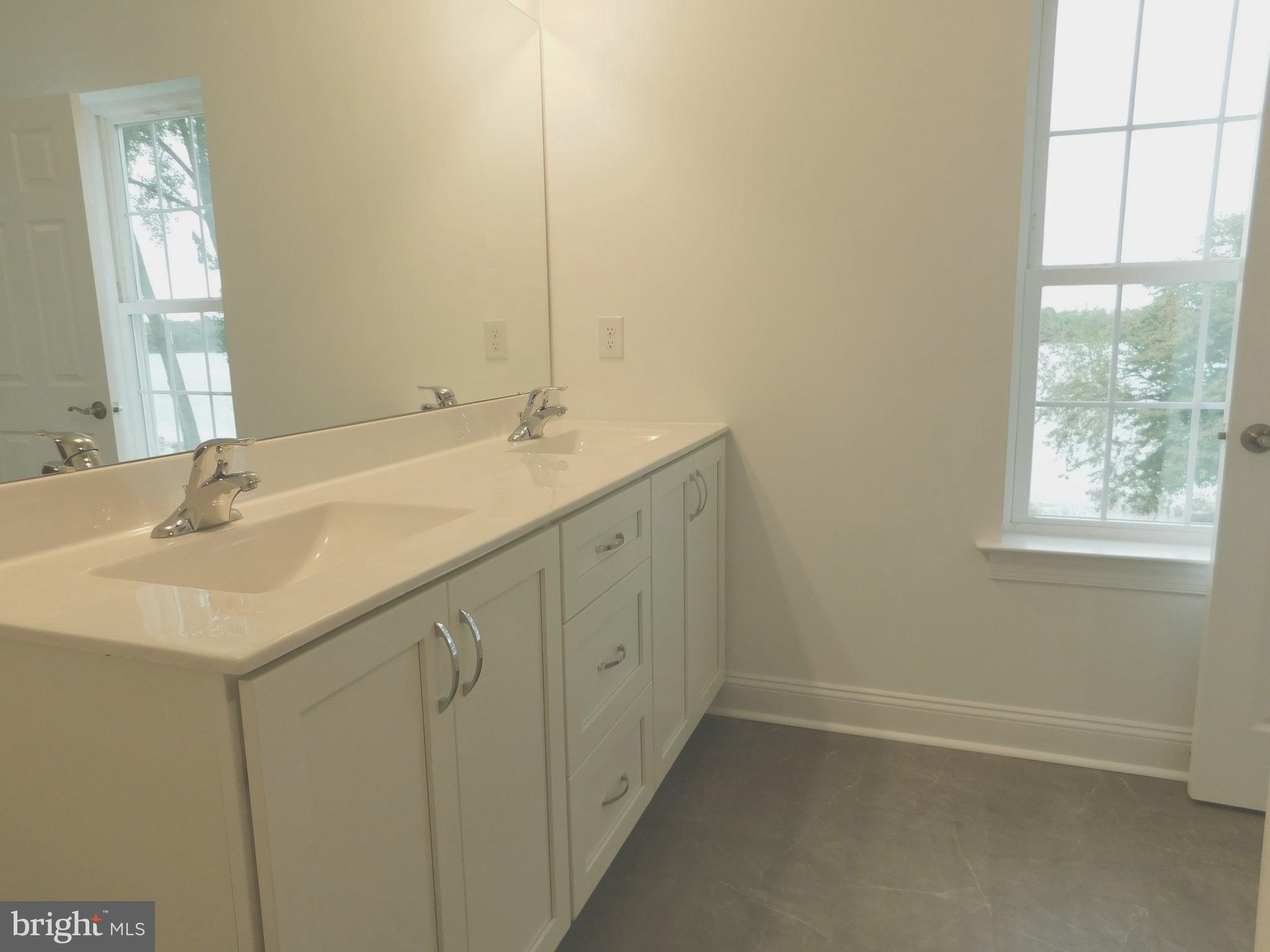 RADCLIFFE COURT - Residential Lease