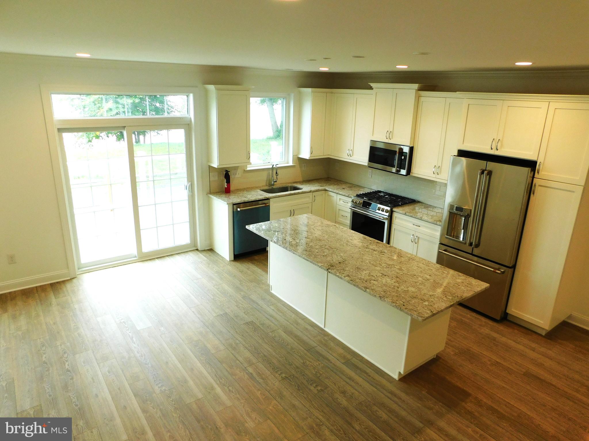 RADCLIFFE COURT - Residential Lease