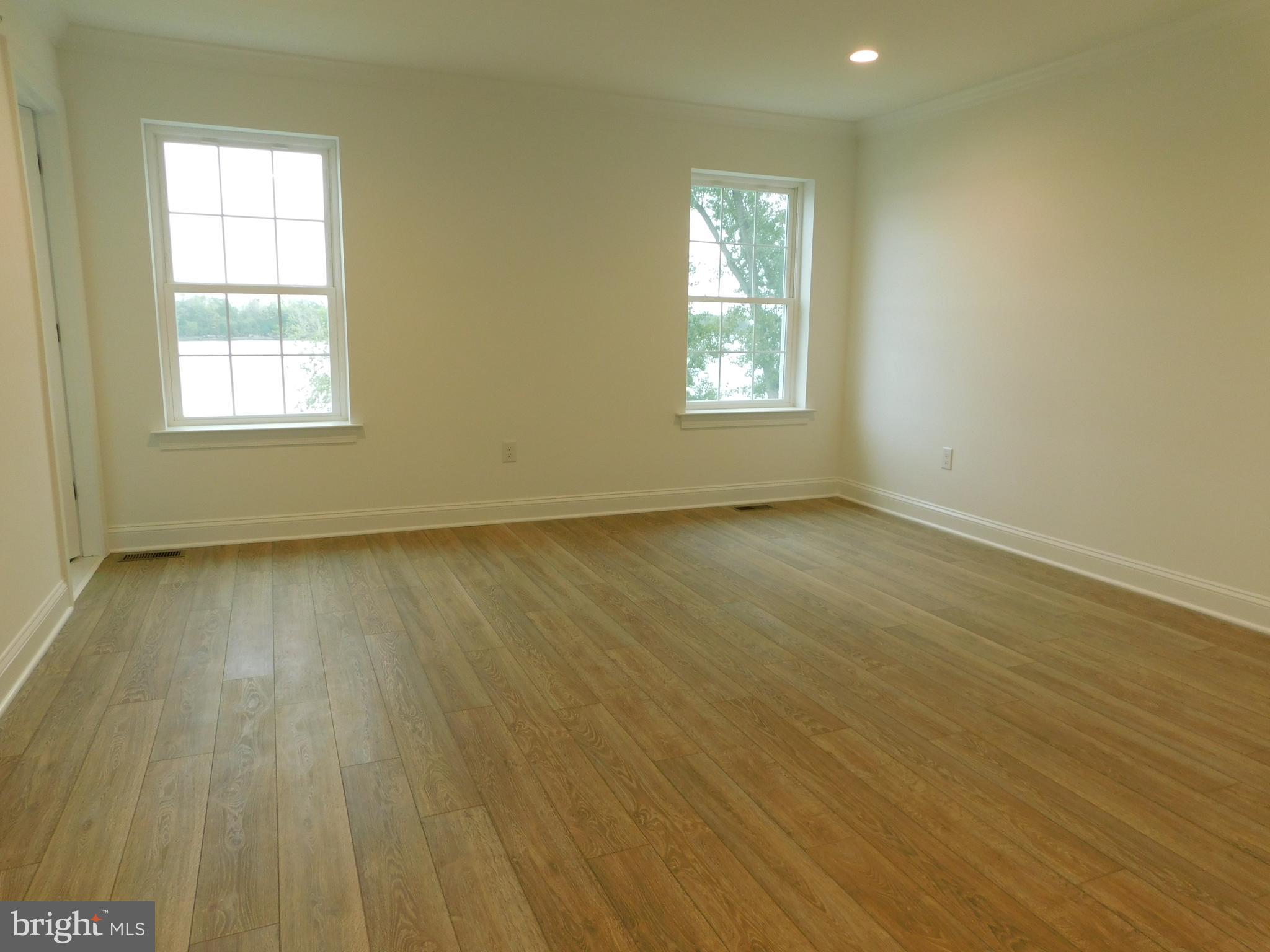 RADCLIFFE COURT - Residential Lease