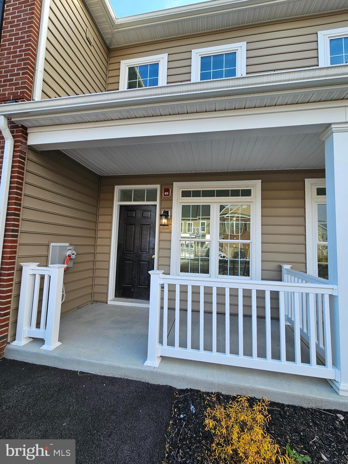 RADCLIFFE COURT - Residential Lease