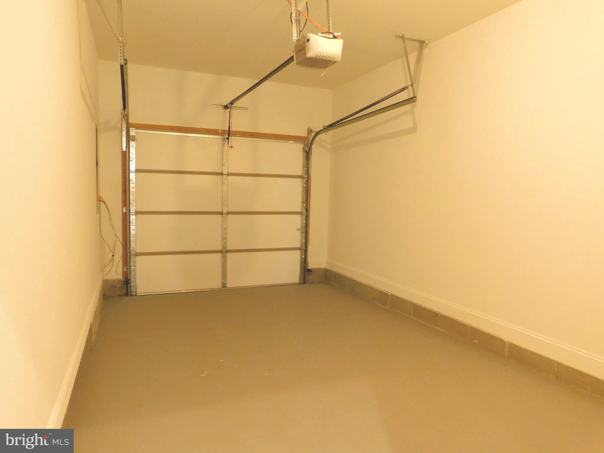 RADCLIFFE COURT - Residential Lease