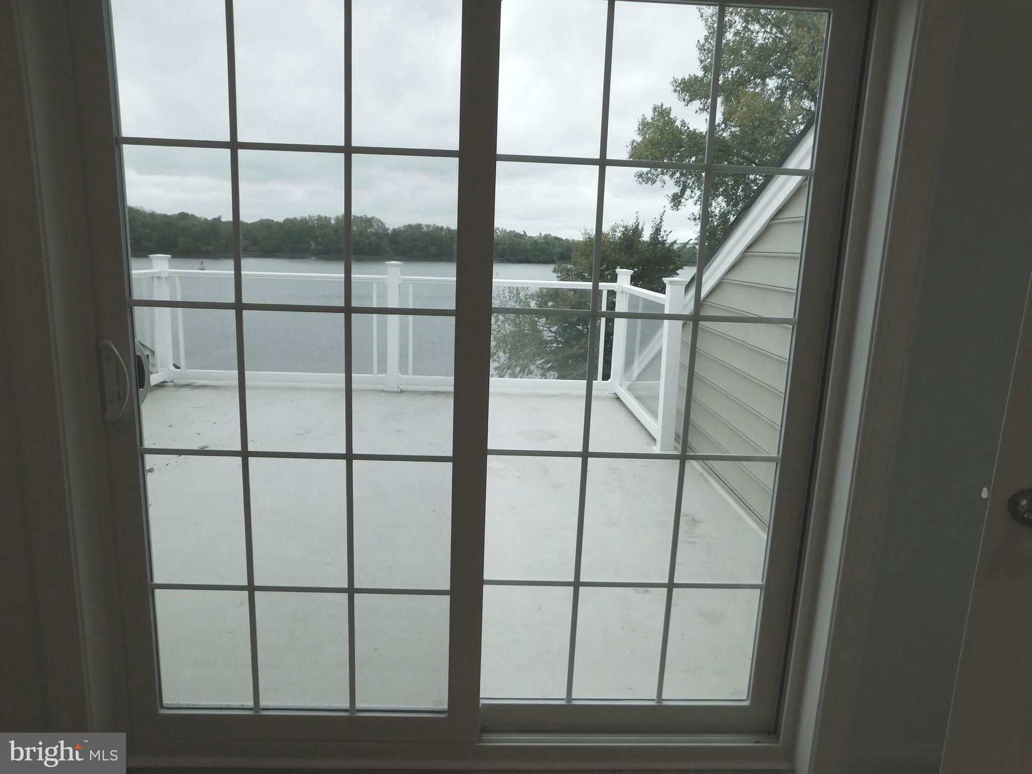 RADCLIFFE COURT - Residential Lease