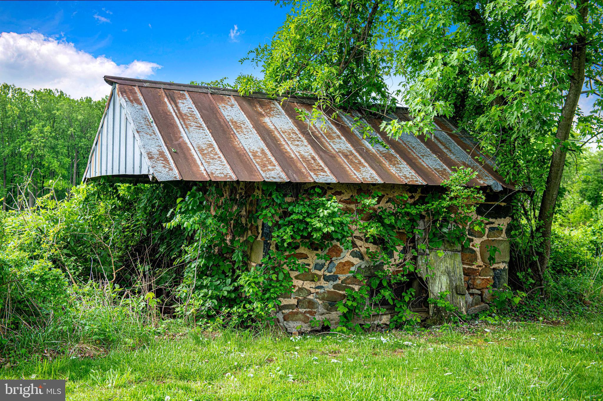 KINGSVILLE - Residential